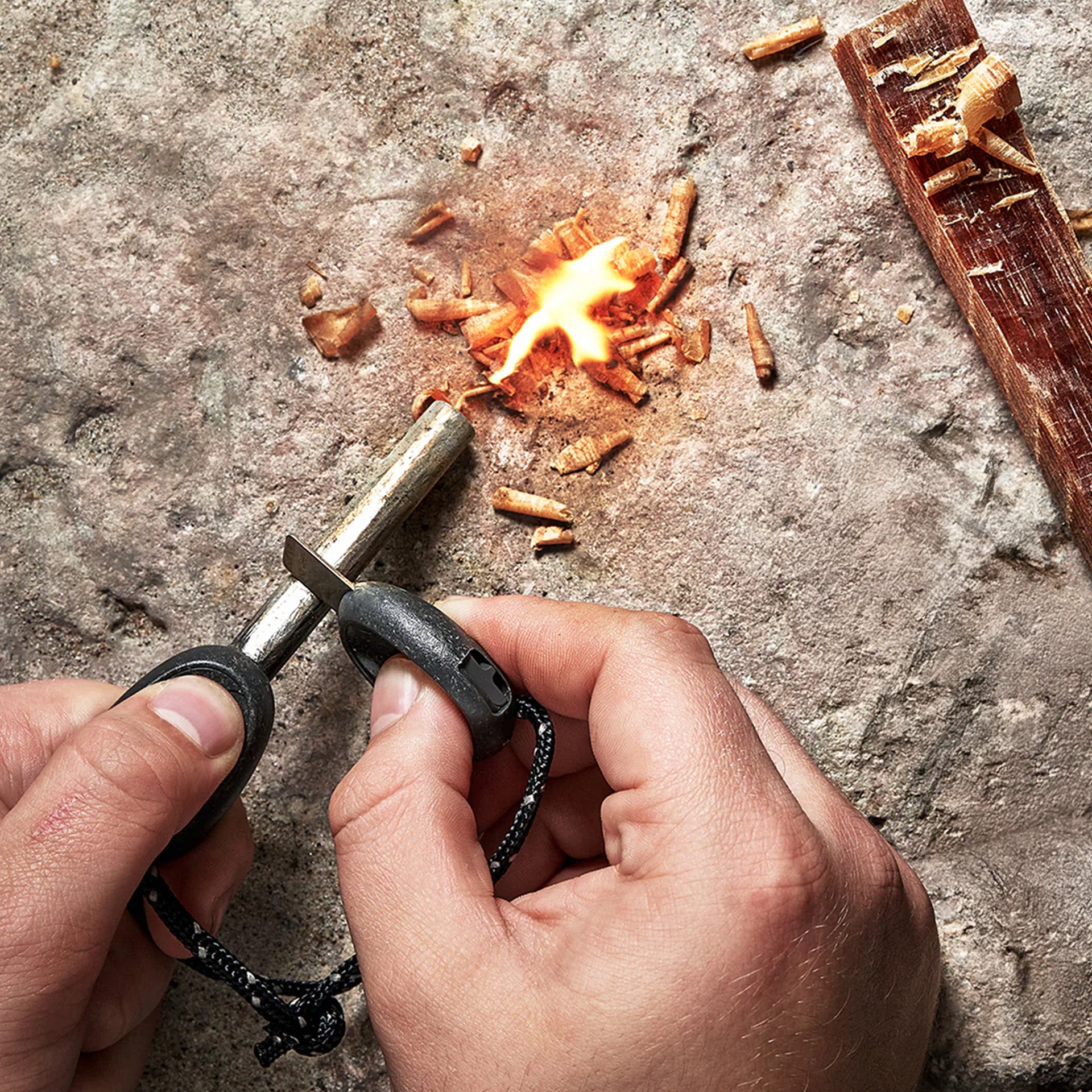 Кресало Light My Fire FireSteel Bio Army 2в1, сірий